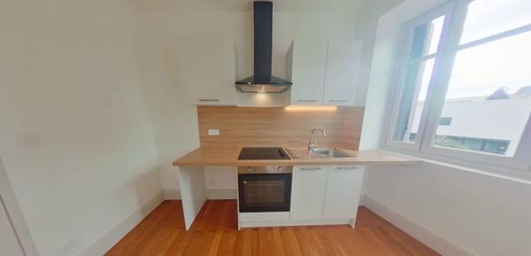 APPARTEMENT T3 A LOUER - LYON 2EME ARRONDISSEMENT Rambaud-Seguin 66.26 m 2 1 103 € charges comprises par mois