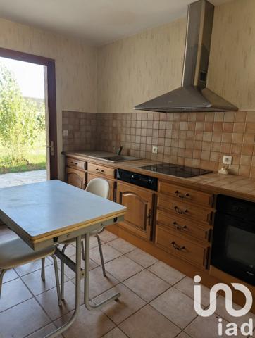 Maison à vendre 5 pièces 97 m² Saint-Seurin-sur-l'Isle