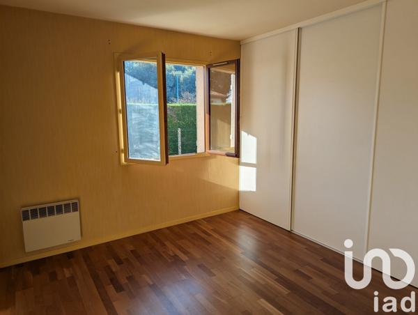 Maison à vendre 5 pièces 97 m² Saint-Seurin-sur-l'Isle