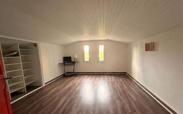 Maison à louer    4 pièces •  Carcassonne