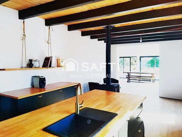 Maison de 215 m2 avec 5 chambres, 2 128 m2 terrain