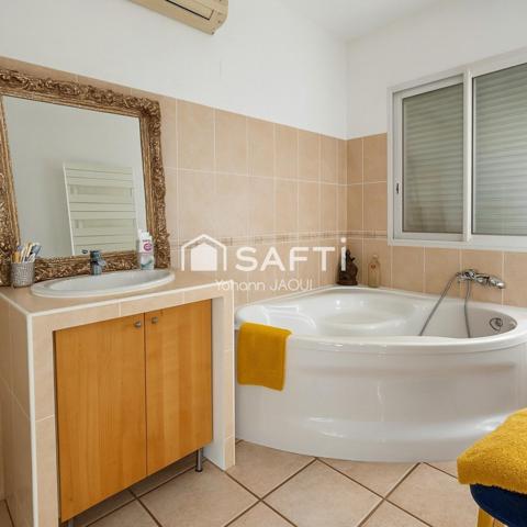 Maison de plain-pied 165 m² + T2 indépendant, piscine, 2000 m² – Cotignac