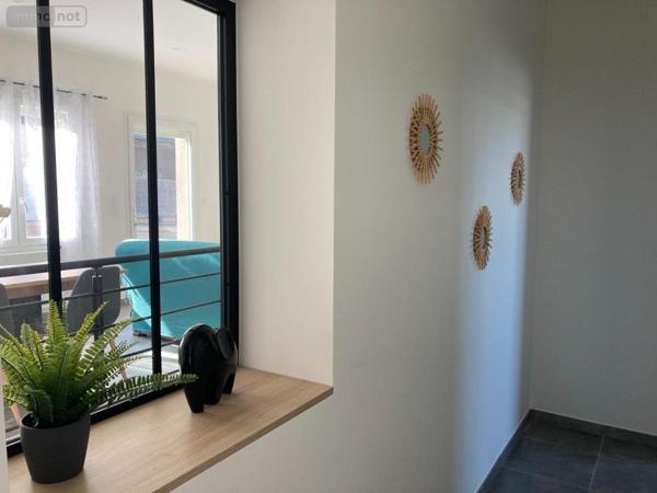 Maison à louer à Meximieux dans l'Ain (01800), ref : 01067-L44