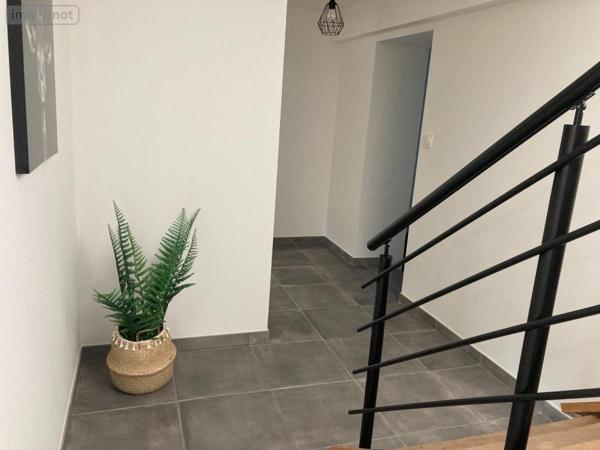 Maison à louer à Meximieux dans l'Ain (01800), ref : 01067-L44