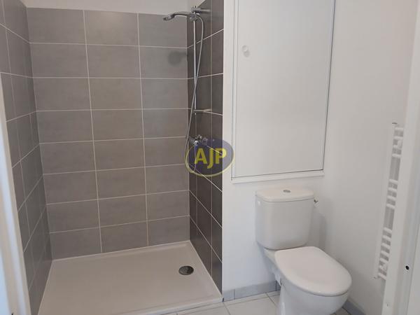 Location appartement La Rochelle : 685 € - AJP Immobilier Rochefort