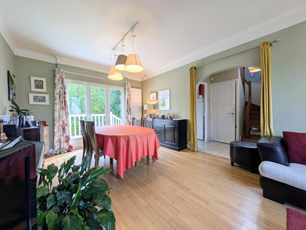 Maison familiale 5 pièces de 98 M² édifiée sur Terrain de 257 M² , Maisons laffitte Maison familiale 5 pièces de 98 M² édifiée sur Terrain de 257 M² , Maisons laffitte