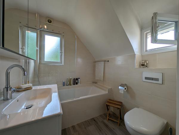Maison familiale 5 pièces de 98 M² édifiée sur Terrain de 257 M² , Maisons laffitte Maison familiale 5 pièces de 98 M² édifiée sur Terrain de 257 M² , Maisons laffitte