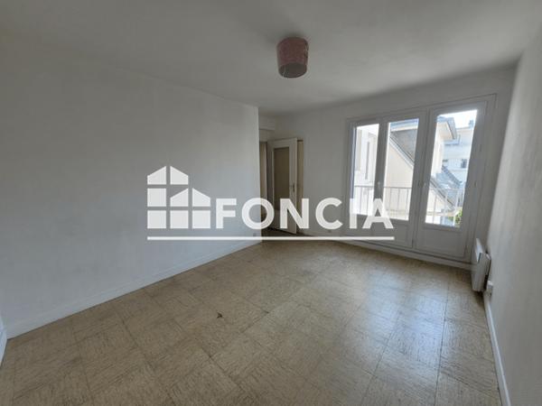 Location Studio 25.19 m² - 64 RUE DE FALAISE Caen 14000