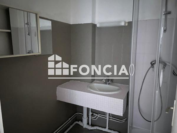 Location Studio 25.19 m² - 64 RUE DE FALAISE Caen 14000