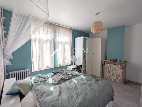 Maison 6 pièce(s) 4 chambre(s) 156 m²