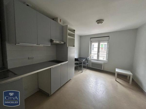 Appartement à louer 2 pièces 31.28m² Blois (41000)