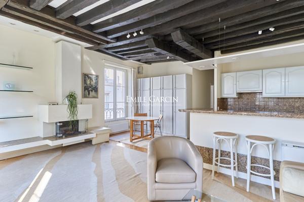 À VENDRE - Appartement - Paris - 75001 - Étienne Marcel - 2 pièces - 1 chambre - 52 m²