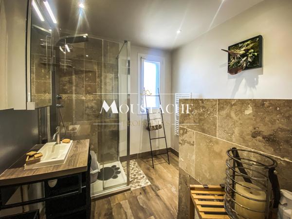 BELLE MAISON DE PLAIN-PIED HAUT DE GAMME - PISCINE & PROCHE CENTRE-VILLE -