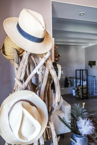 BELLE MAISON DE PLAIN-PIED HAUT DE GAMME - PISCINE & PROCHE CENTRE-VILLE -