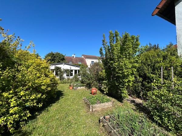Maison L Hay Les Roses 5 pièce(s) 103 m2