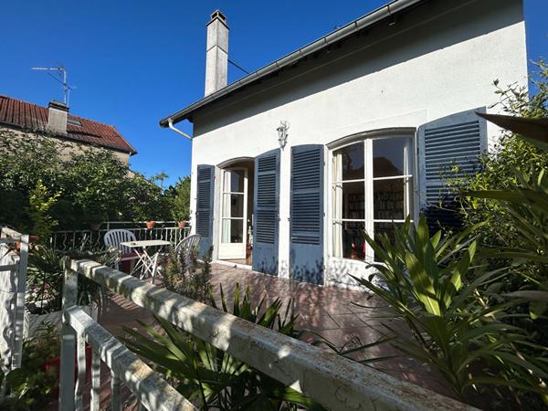 Maison L Hay Les Roses 5 pièce(s) 103 m2