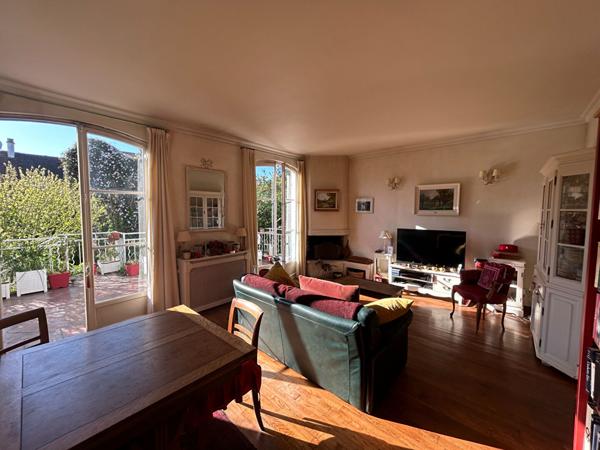 Maison L Hay Les Roses 5 pièce(s) 103 m2