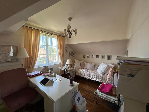 Maison L Hay Les Roses 5 pièce(s) 103 m2