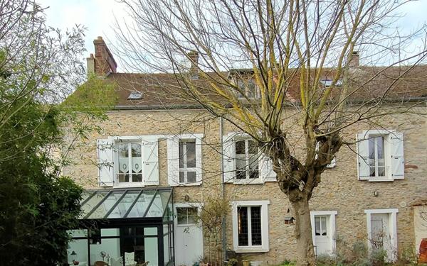 Maison à vendre    6 pièces • 256 m2 Rozay-en-Brie