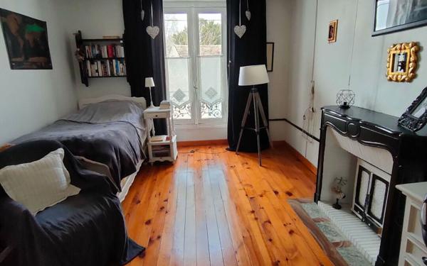 Maison à vendre    6 pièces • 256 m2 Rozay-en-Brie