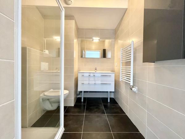 Gex (01170) Appartement en attique avec terrasse de 63 m2 / Vue imprenable