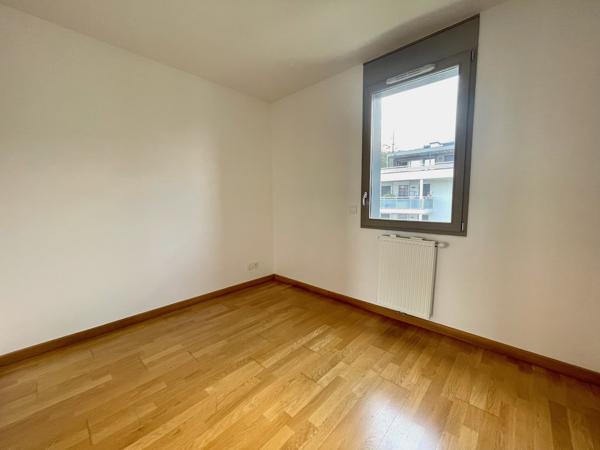 Gex (01170) Appartement en attique avec terrasse de 63 m2 / Vue imprenable