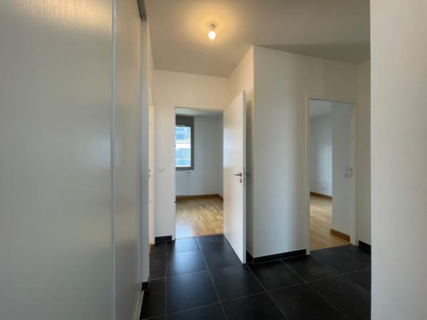 Gex (01170) Appartement en attique avec terrasse de 63 m2 / Vue imprenable