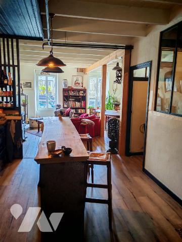 LE FAOUET local commercial et appartement