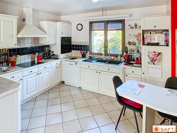 Centre ville, maison familiale, 4 chambres