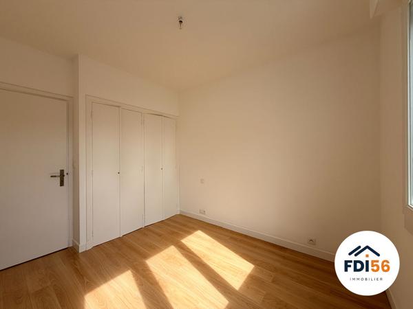 A VENDRE - CENTRE VILLE COMMERCANTS - APPARTEMENT T3 - STATIONNEMENT - EXCLUSIVITÉ , Lorient