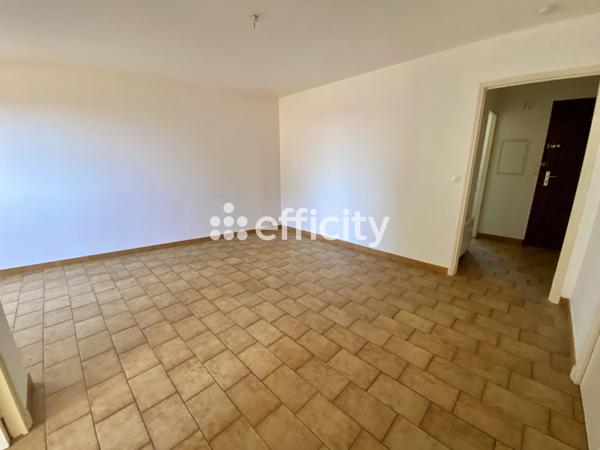 Appartement
         2 pièces
        - 46 m² 199 000 € *