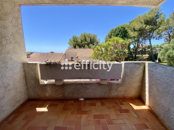 Appartement
         2 pièces
        - 46 m² 199 000 € *