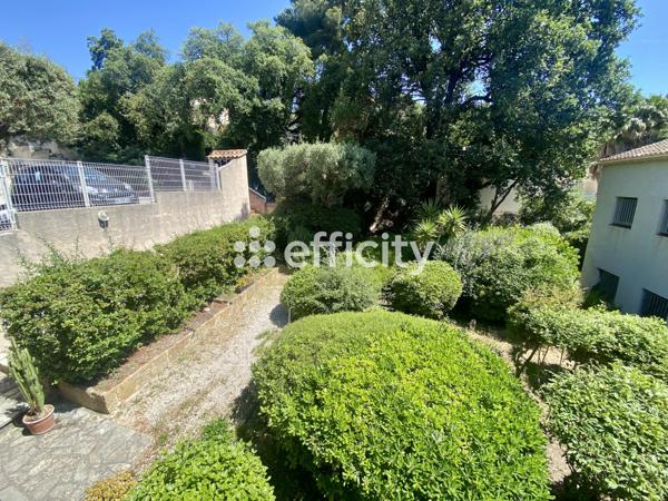Appartement
         2 pièces
        - 46 m² 199 000 € *