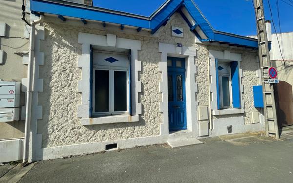 Maison à vendre    4 pièces •  La Rochelle