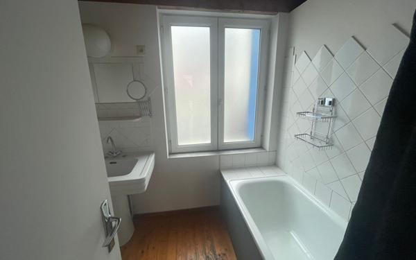 Maison à vendre    4 pièces •  La Rochelle