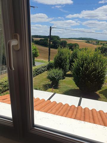 Maison 146 m² à vendre 6 pièces CHALAIS (16) 4/5 chambres, 2 garages 3 300 m² de terrain !!!