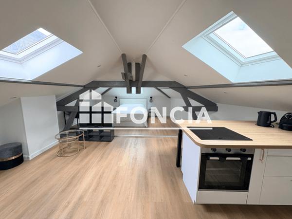 Location Studio meublé 25.28 m² - 28 RUE D'ORFEUIL Chalons En Champagne 51000
