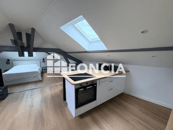 Location Studio meublé 25.28 m² - 28 RUE D'ORFEUIL Chalons En Champagne 51000