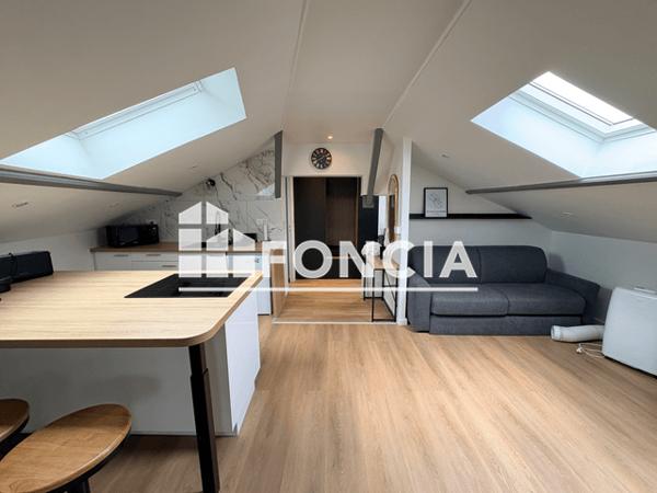 Location Studio meublé 25.28 m² - 28 RUE D'ORFEUIL Chalons En Champagne 51000