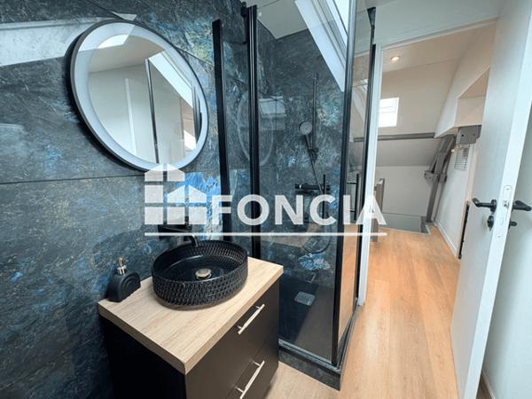 Location Studio meublé 25.28 m² - 28 RUE D'ORFEUIL Chalons En Champagne 51000