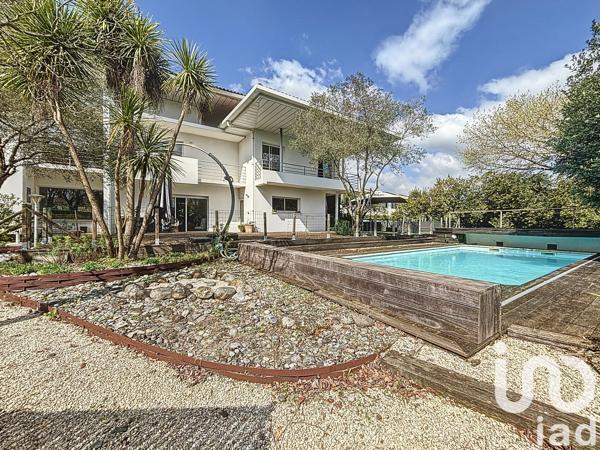 Maison à vendre 12 pièces 435,35 m² Le Bouscat
