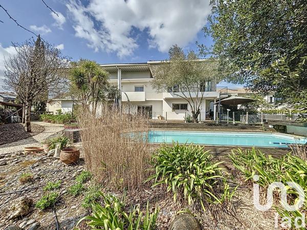 Maison à vendre 12 pièces 435,35 m² Le Bouscat