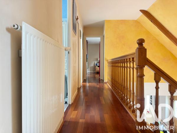 Maison à vendre 6 pièces 137 m² Locmiquélic