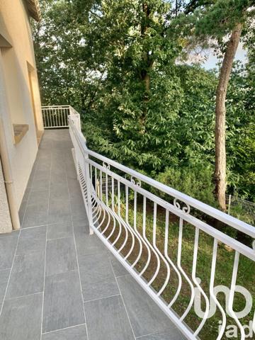 Maison traditionnelle 7 pièces de 150 m² à Villebon-sur-Yvette (91140)