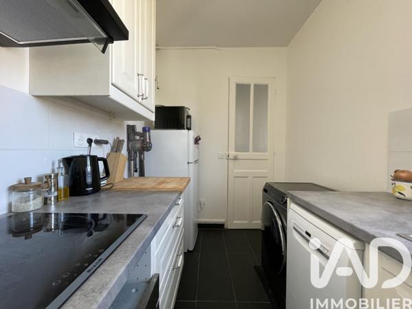 Appartement à vendre 2 pièces 46 m² Courbevoie