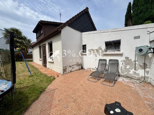 Maison
                                                                                                                                                                                                                                                                                                                        4 pièce(s)                                                                                                                                                                                                          2 chambre(s)                                                                                                                                                                                                          63  m²