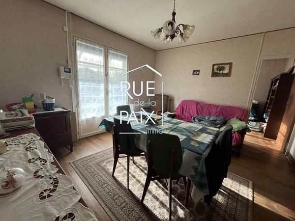 86530 CENON SUR VIENNE Maison située proche du bourg de Cenon sur Vienne