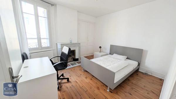 Vente appartement 6 pièces de 197.69m²