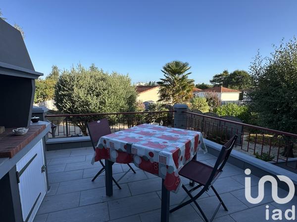 House for sale 6 rooms 209 m² Parthenay