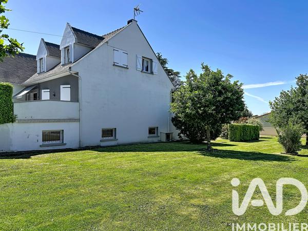 Maison à vendre 6 pièces 209 m² Parthenay